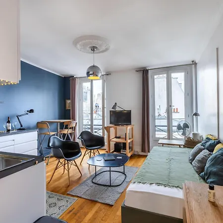 Trendy Flat 2 Bedroom With Rooftop Views * Paris