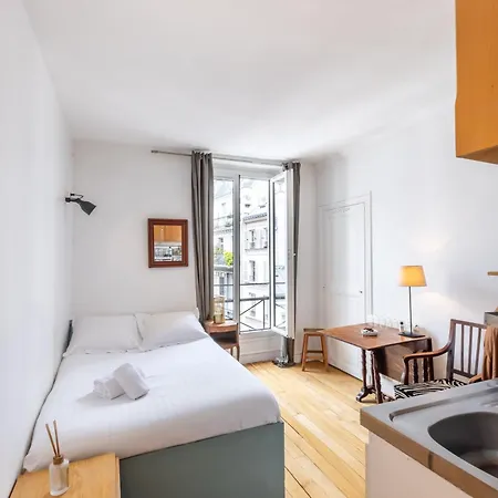 Bed & Breakfast Trendy Flat 2 Bedroom With Rooftop Views