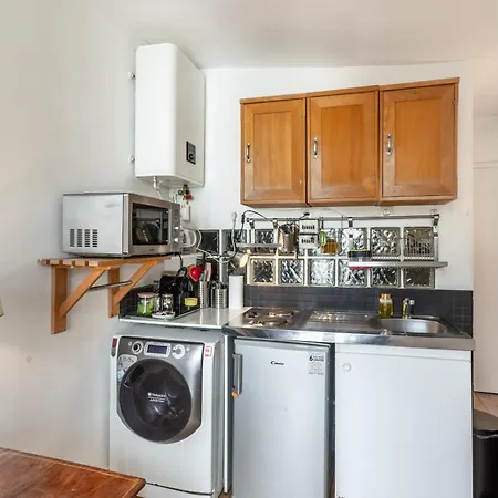 Trendy Flat 2 Bedroom With Rooftop Views * Paris