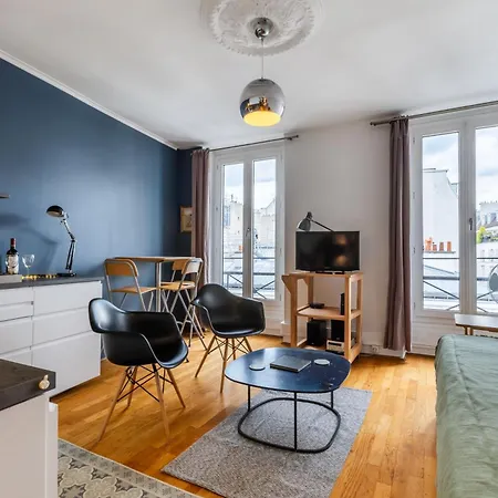 Couette-café Trendy Flat 2 Bedroom With Rooftop Views Paris