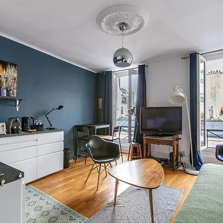 Bed & Breakfast Trendy Flat 2 Bedroom With Rooftop Views Parigi