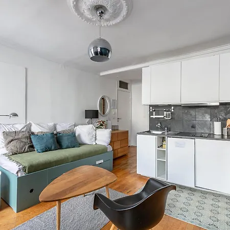 Bed & Breakfast Trendy Flat 2 Bedroom With Rooftop Views