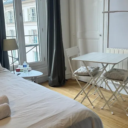 Bed & Breakfast Trendy Flat 2 Bedroom With Rooftop Views